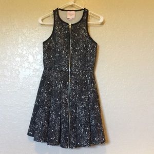 Romeo & Juliet Couture Sleeveless Dress